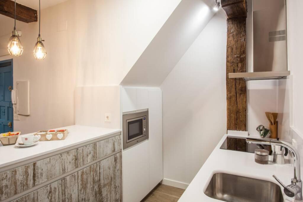 Appartement Bonito Apartamento, Nuevo Y En El Casco Viejo!!! à Bilbao Extérieur photo