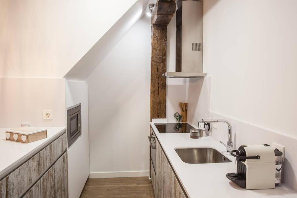 Appartement Bonito Apartamento, Nuevo Y En El Casco Viejo!!! à Bilbao Extérieur photo